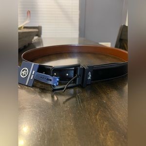 Men’s Original Penguin Reversible Belt Size 38 NWT